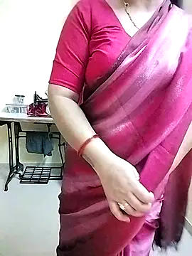 Snapshot of PayalSharmahot143 chatting on 09-17-25, 02:08 PayalSharmahot143 online show from 09-17-25, 02:08