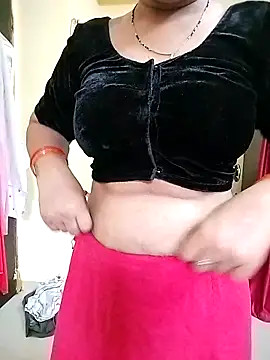 Snapshot of PayalSharmahot143 chatting on 09-21-25, 02:24 PayalSharmahot143 online show from 09-21-25, 02:24