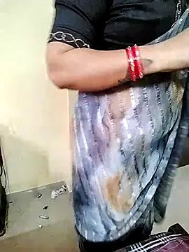 Snapshot of PayalSharmahot143 chatting on 10-07-25, 02:20 PayalSharmahot143 online show from 10-07-25, 02:20