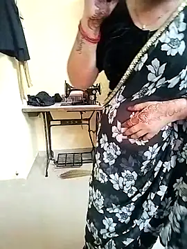 Snapshot of PayalSharmahot143 chatting on 10-10-25, 02:10 PayalSharmahot143 online show from 10-10-25, 02:10