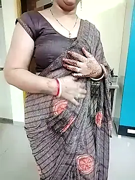 Snapshot of PayalSharmahot143 chatting on 10-15-25, 02:55 PayalSharmahot143 online show from 10-15-25, 02:55