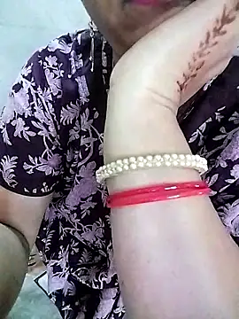 Snapshot of PayalSharmahot143 chatting on 10-18-25, 03:53 PayalSharmahot143 online show from 10-18-25, 03:53