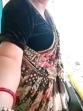 Snapshot of PayalSharmahot143 chatting on 10-23-25, 04:01 PayalSharmahot143 online show from 10-23-25, 04:01