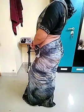 Snapshot of PayalSharmahot143 chatting on 10-24-25, 01:57 PayalSharmahot143 online show from 10-24-25, 01:57