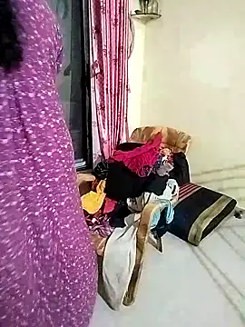 Snapshot of PayalSharmahot143 chatting on 10-26-25, 04:57 PayalSharmahot143 online show from 10-26-25, 04:57