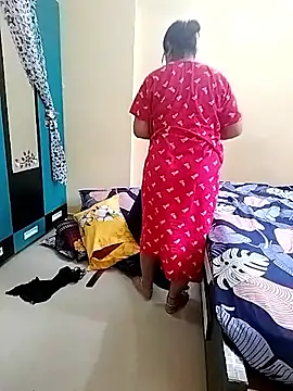 Snapshot of PayalSharmahot143 chatting on 11-04-25, 03:49 PayalSharmahot143 online show from 11-04-25, 03:49