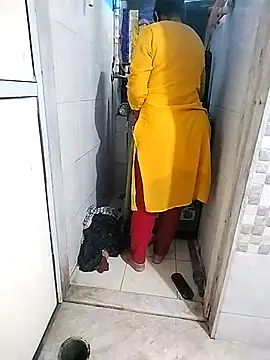 Snapshot of PayalSharmahot143 chatting on 12-02-25, 08:30 PayalSharmahot143 online show from 12-02-25, 08:30