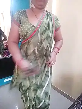 Snapshot of PayalSharmahot143 chatting on 12-18-25, 03:45 PayalSharmahot143 online show from 12-18-25, 03:45