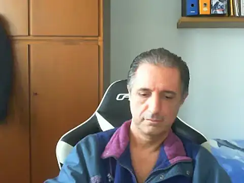 lliuk70mi online show from 01-29-25, 01:49