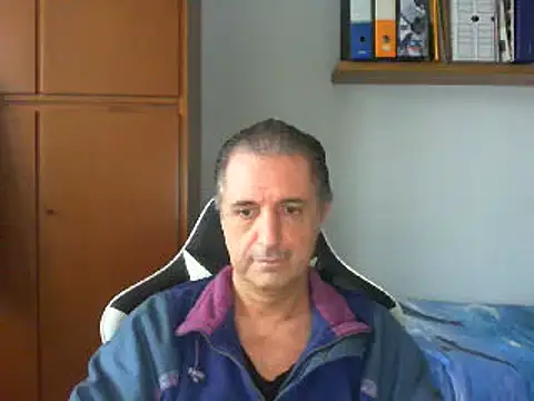 lliuk70mi online show from 02-08-25, 01:54