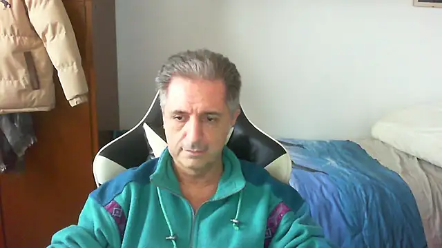 lliuk70mi online show from 02-26-26, 03:44