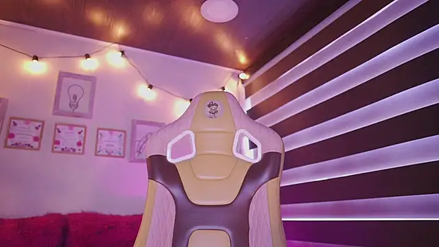 milly kenner online show from 09-26-25, 06:12