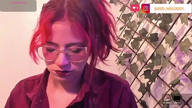 Snapshot of RedMeloddy chatting on 11-04-25, 09:47 RedMeloddy online show from 11-04-25, 09:47