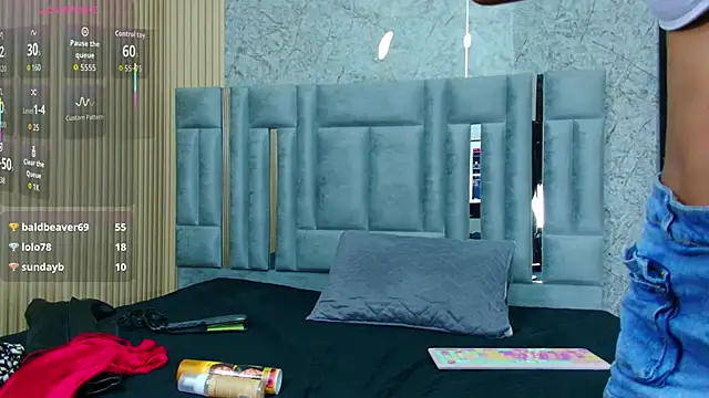 littleebonymommy online show from 11-17-25, 08:14