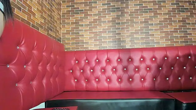 Snapshot of Annyeli chatting on 01-30-25, 05:30 Annyeli online show from 01-30-25, 05:30