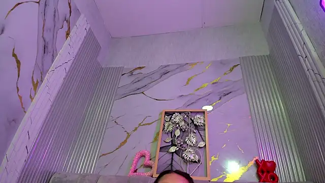 Snapshot of Annyeli chatting on 02-20-25, 06:50 Annyeli online show from 02-20-25, 06:50