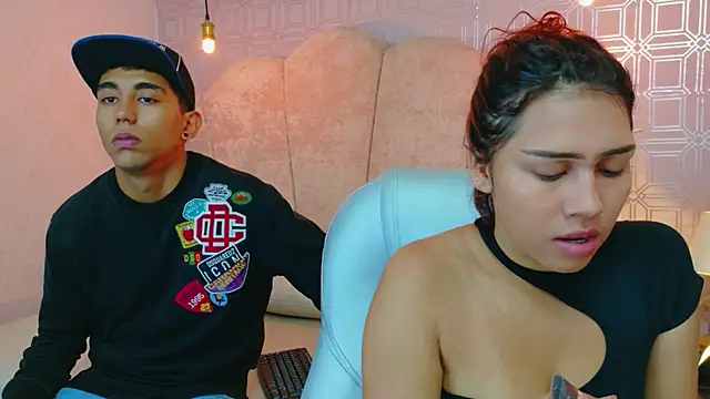 Snapshot of Annyeli chatting on 11-01-25, 12:07 Annyeli online show from 11-01-25, 12:07