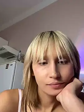 bigbabykiki online show from 09-18-25, 07:54