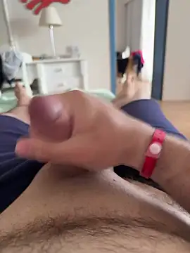 Snapshot of Gartengolem chatting on 03-11-25, 05:24 Gartengolem online show from 03-11-25, 05:24