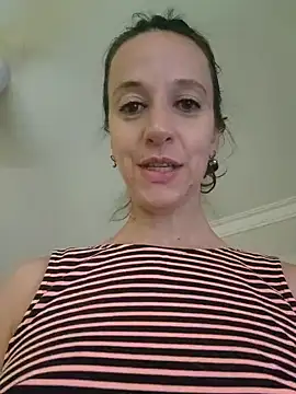 Branquinhasexy online show from 02-08-25, 11:02