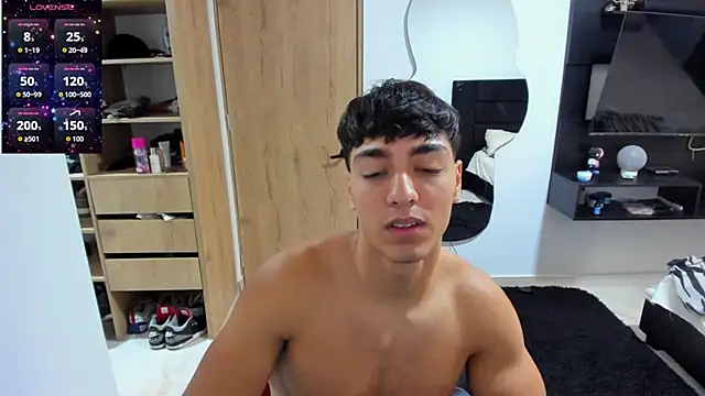 Cristhian Evans online show from 09-29-25, 01:05