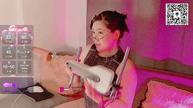 Snapshot of Amoki_Uki chatting on 02-19-26, 08:54 Amoki Uki online show from 02-19-26, 08:54