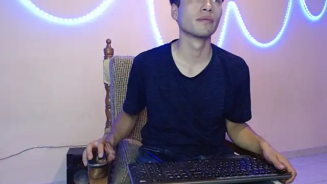 Snapshot of nolanjay_ chatting on 03-11-25, 08:42 nolanjay online show from 03-11-25, 08:42