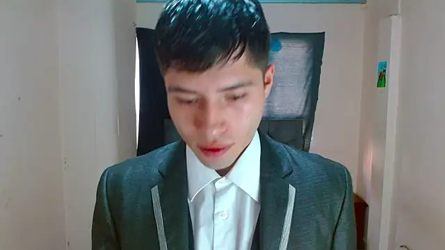 Snapshot of nolanjay_ chatting on 09-15-25, 09:37 nolanjay online show from 09-15-25, 09:37