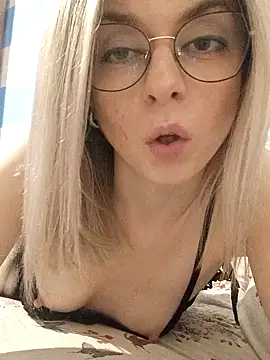 Butterfly Lily online show from 01-09-25, 06:15