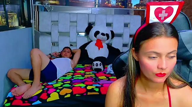 ValentinaAndTerry online show from 03-11-25, 01:34