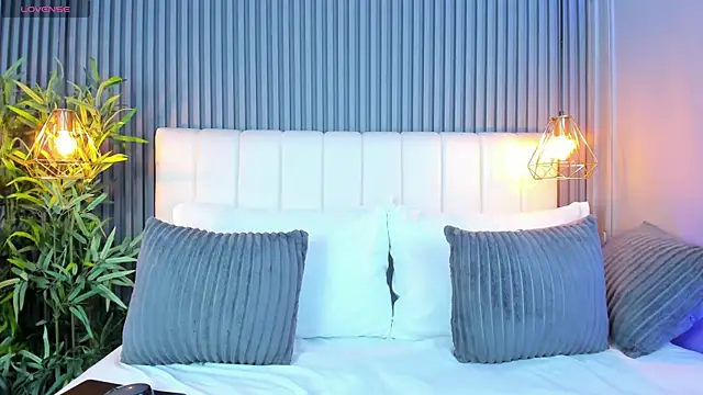 LinaGlam online show from 09-24-25, 10:46