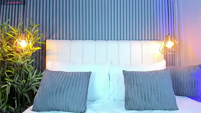 LinaGlam online show from 09-25-25, 10:46