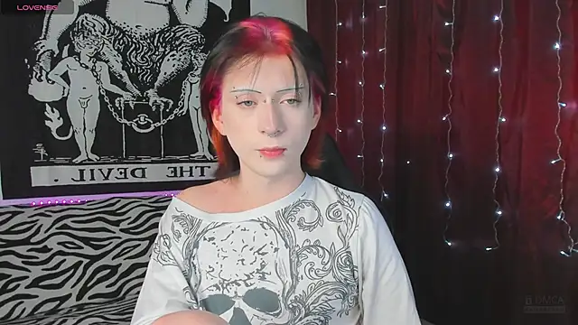 Snapshot of Vailyreb_ chatting on 12-22-24, 01:33 Vailyreb online show from 12-22-24, 01:33