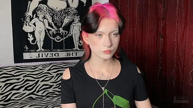 Snapshot of Vailyreb_ chatting on 02-05-25, 12:17 Vailyreb online show from 02-05-25, 12:17