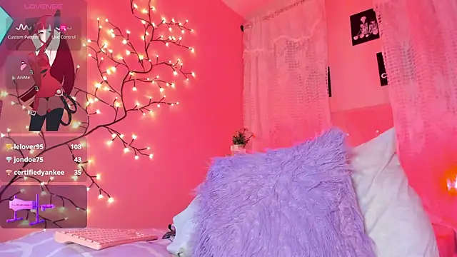 Snapshot of Dulce_Girl_ chatting on 02-15-25, 08:00 Dulce Girl  online show from 02-15-25, 08:00