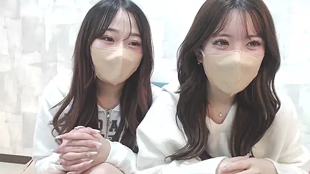 LOVE MOMO LOVE online show from 02-10-25, 02:48