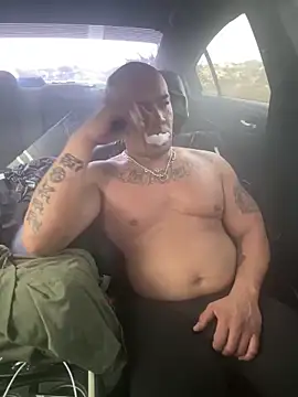 EatMyCake831 online show from 12-22-24, 08:14