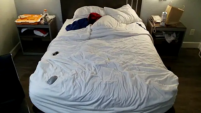 EatMyCake831 online show from 01-11-25, 06:01