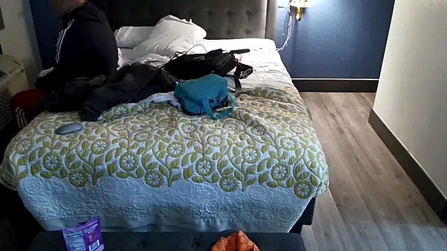 EatMyCake831 online show from 01-24-25, 02:51