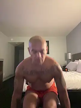 EatMyCake831 online show from 04-28-26, 02:38