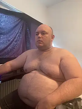 Snapshot of BigromeoXX chatting on 03-30-26, 04:19 BigromeoXX online show from 03-30-26, 04:19