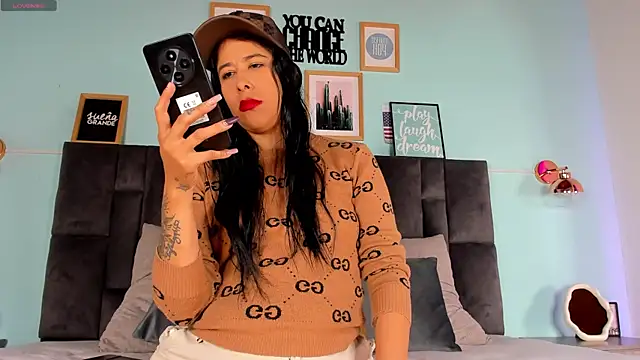 Snapshot of DulceAurora__ chatting on 03-14-25, 02:53 DulceAurora   online show from 03-14-25, 02:53