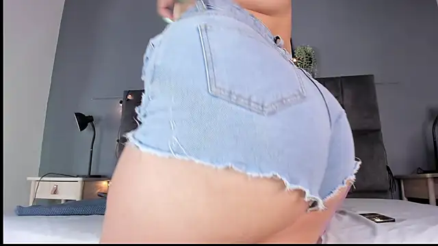 DulceAurora   online show from 03-21-26, 01:32