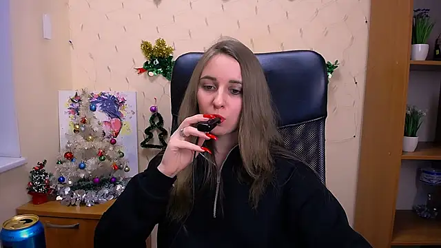  Nicole new online show from 12-30-24, 05:44