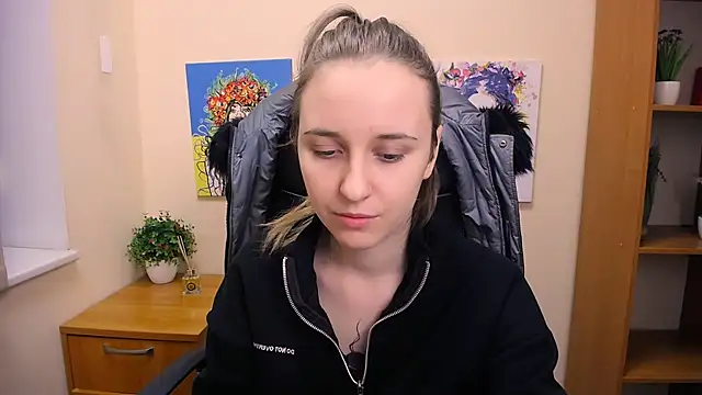  Nicole new online show from 02-24-25, 12:37