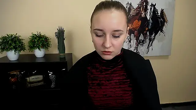  Nicole new online show from 11-02-25, 09:33