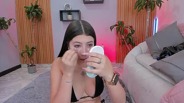 Aixaa charles online show from 11-21-25, 12:04