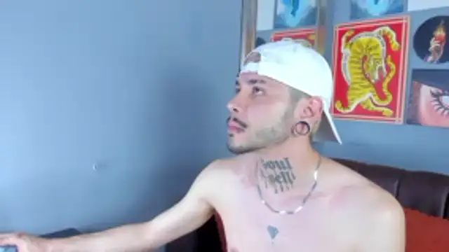 MurdockH online show from 03-04-26, 02:17