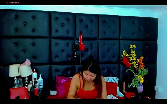 Isalombardi online show from 05-14-26, 02:40