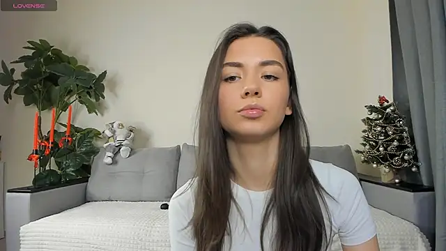 NicoleLuv online show from 12-27-24, 01:07